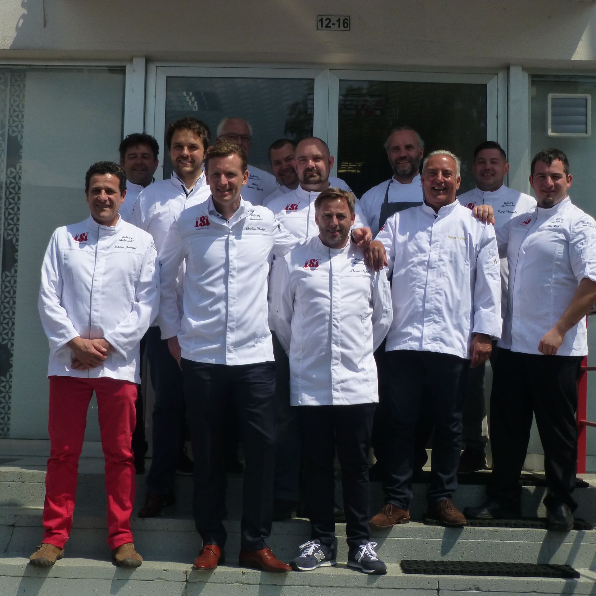 Die Isi Culinary Ambassadors betreuen in ihrem jeweiligen Land sowohl Handels- als auch Gastronomiekunden und vermitteln ihnen den Umgang mit der Isi-Technik. Foto: Isi